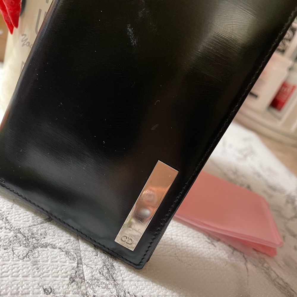 Dior bifold wallet
